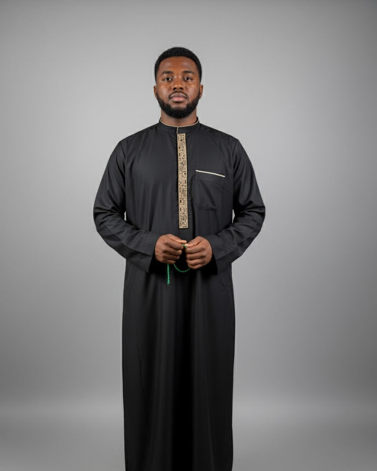 Saudi with golden embroidery 