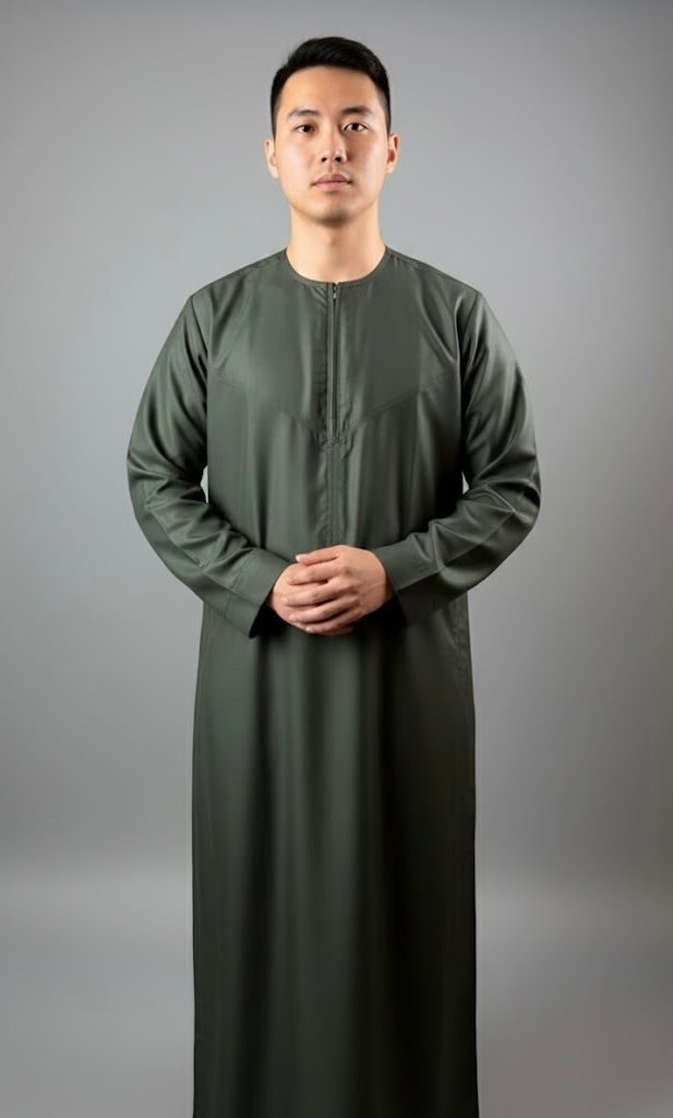 Plain Emarati thobe with zipper