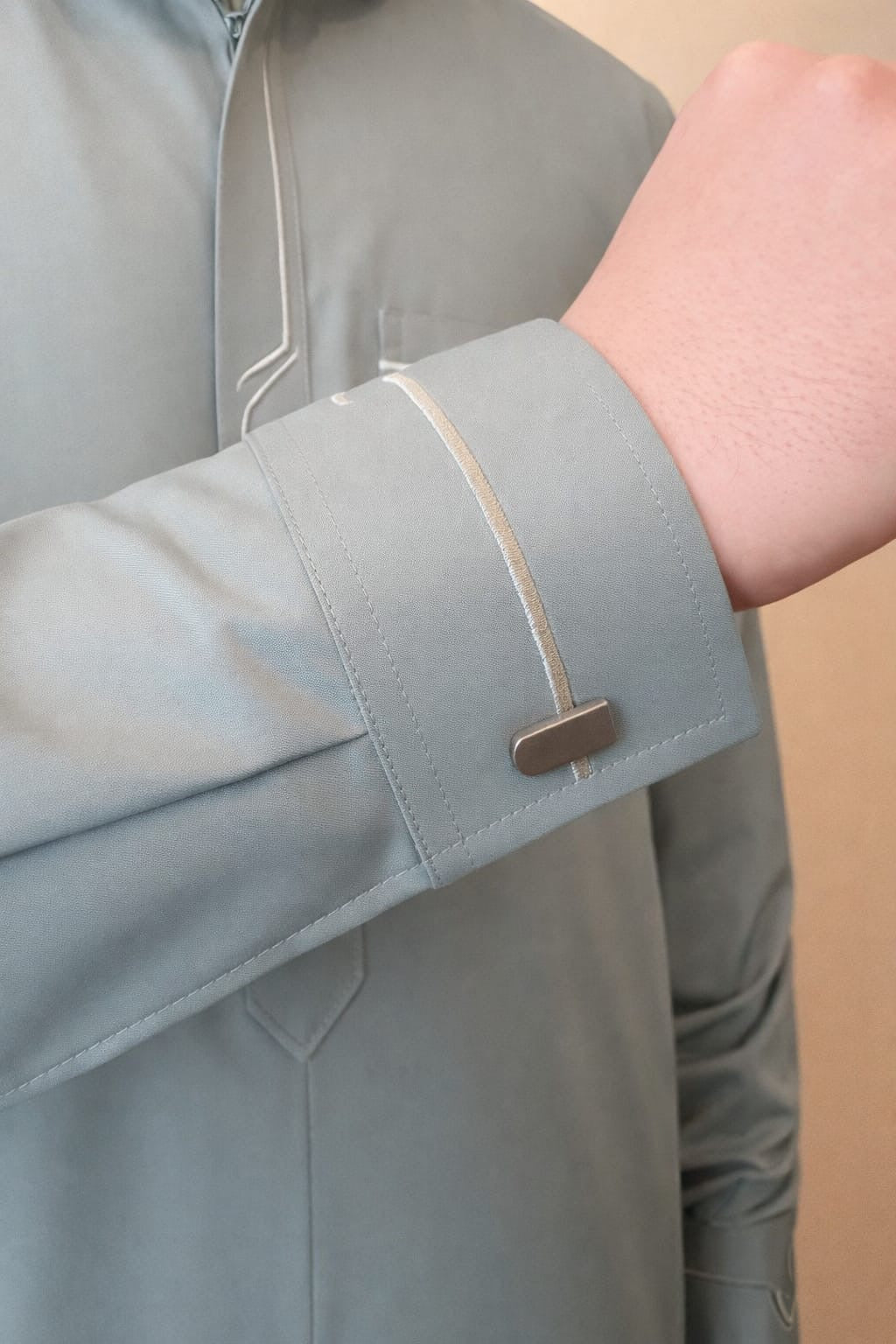 Saudi embroidery shirt collar