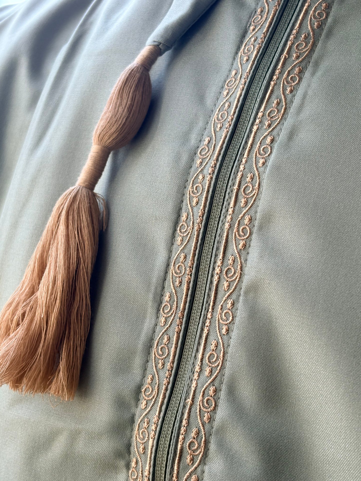 Omani Thobe Heritage Sage
